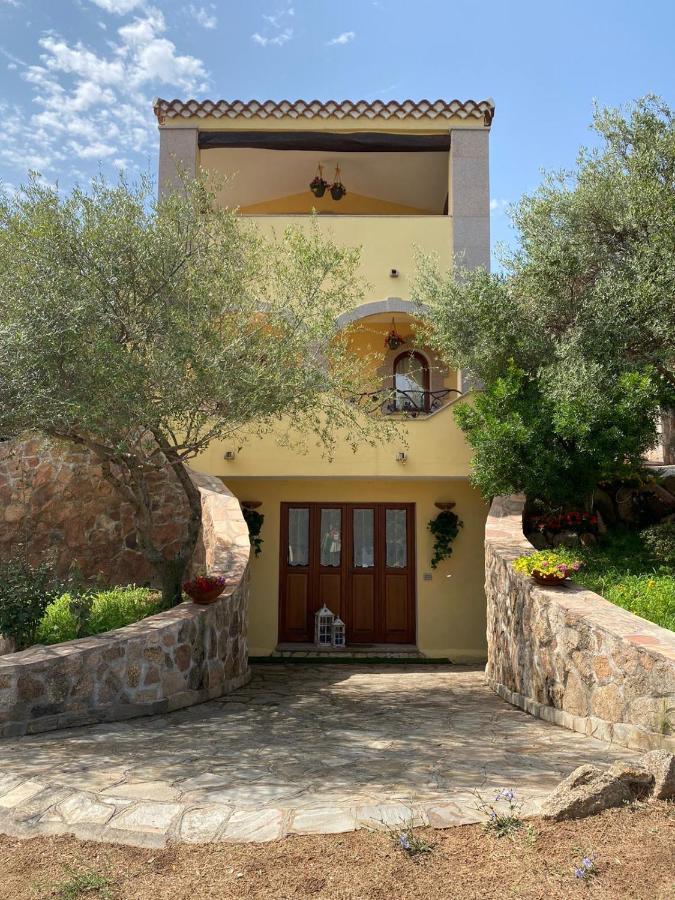 Case Vacanze Villa Rosita Сан-Теодоро Экстерьер фото