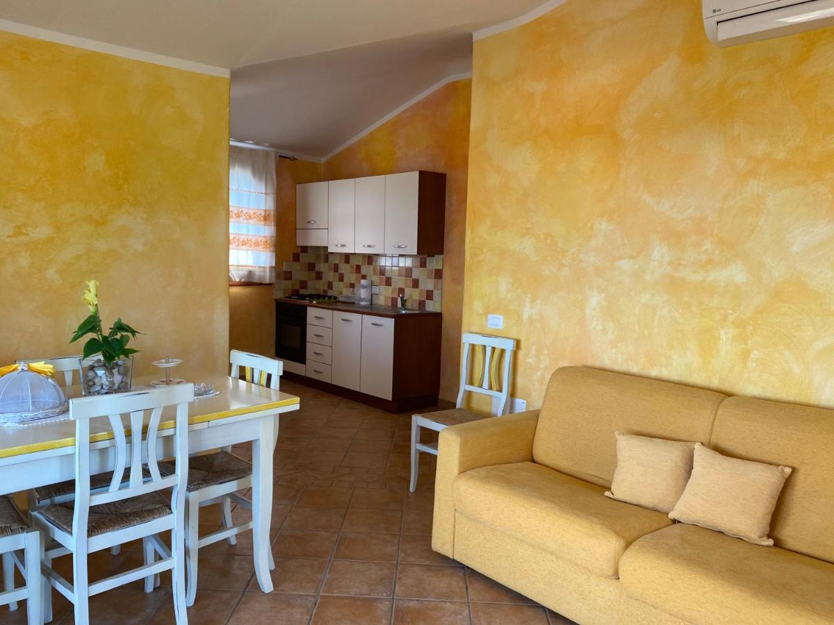 Case Vacanze Villa Rosita Сан-Теодоро Экстерьер фото