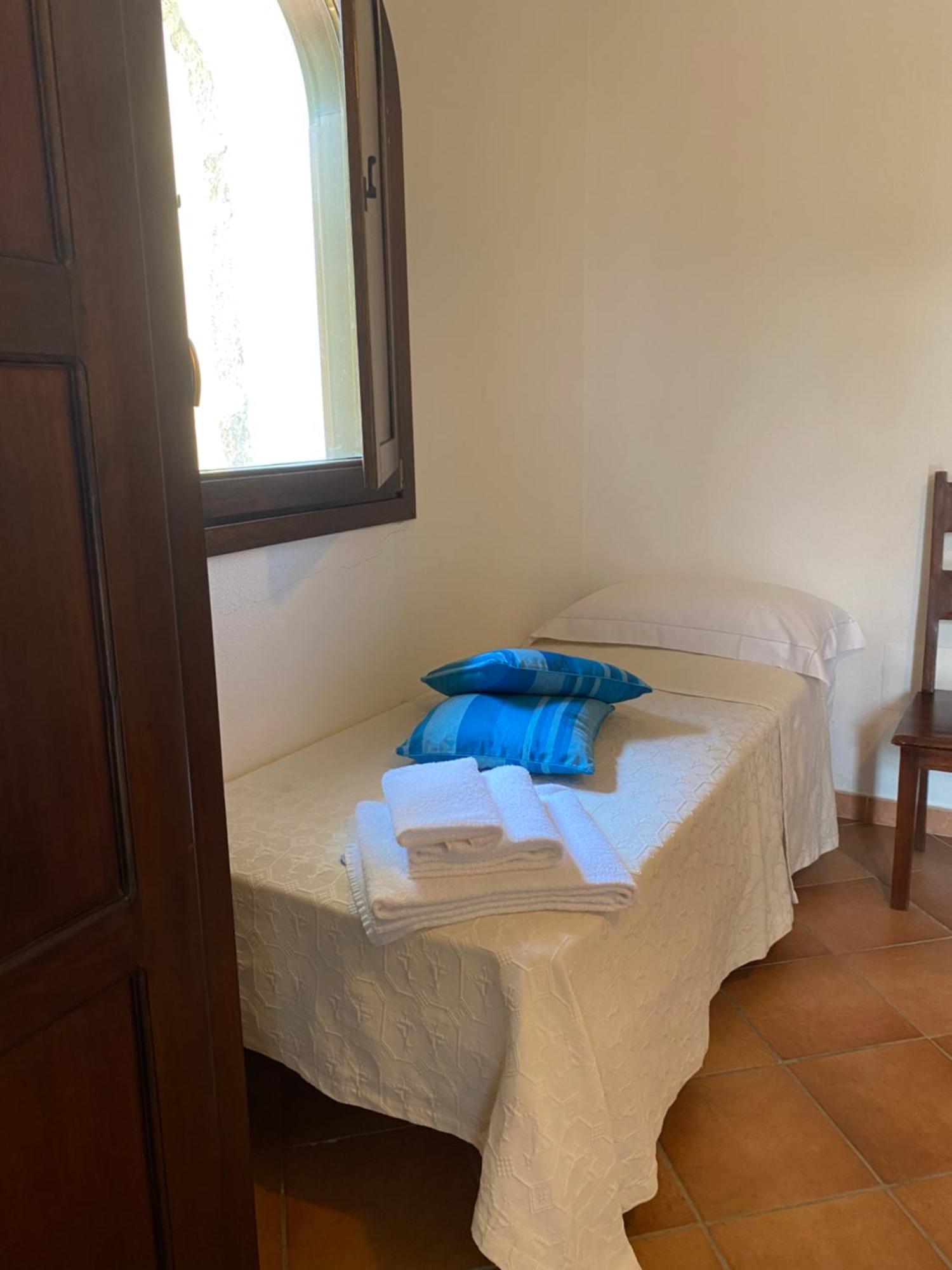 Case Vacanze Villa Rosita Сан-Теодоро Экстерьер фото