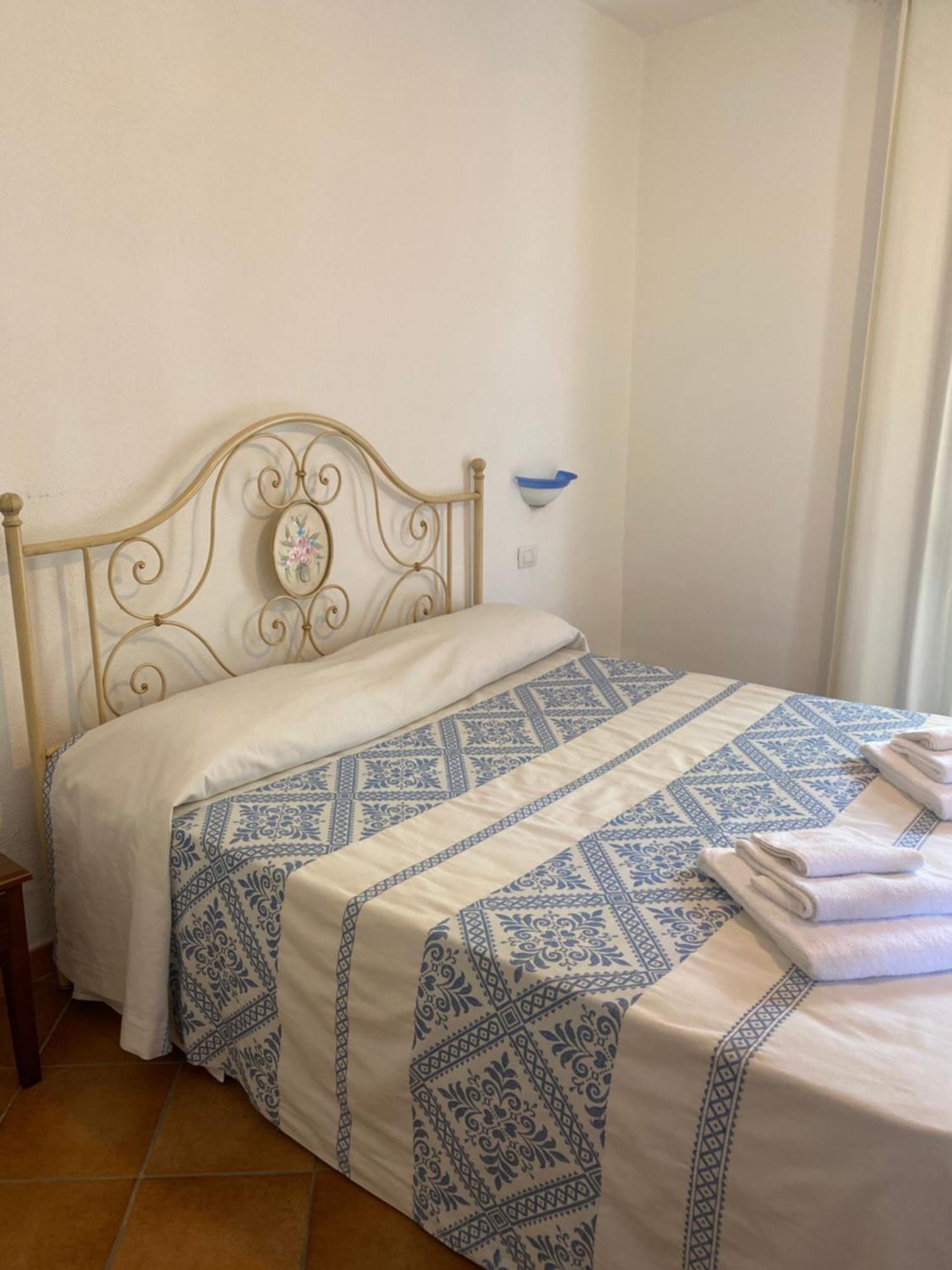 Case Vacanze Villa Rosita Сан-Теодоро Экстерьер фото