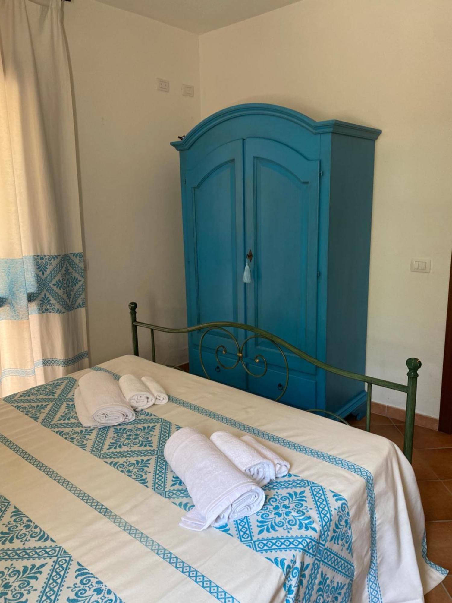 Case Vacanze Villa Rosita Сан-Теодоро Экстерьер фото