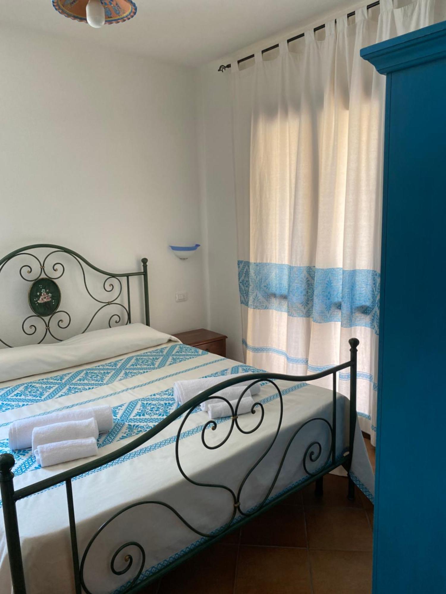 Case Vacanze Villa Rosita Сан-Теодоро Экстерьер фото