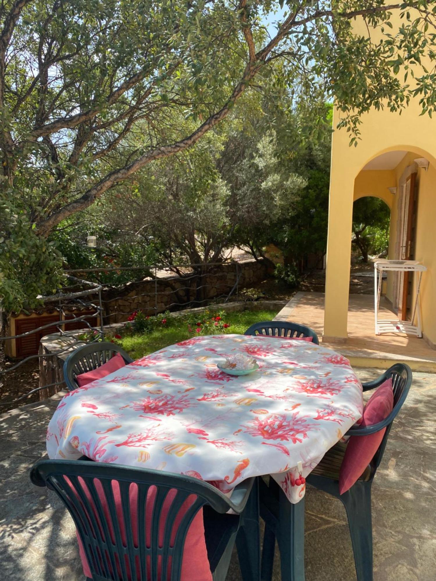 Case Vacanze Villa Rosita Сан-Теодоро Экстерьер фото