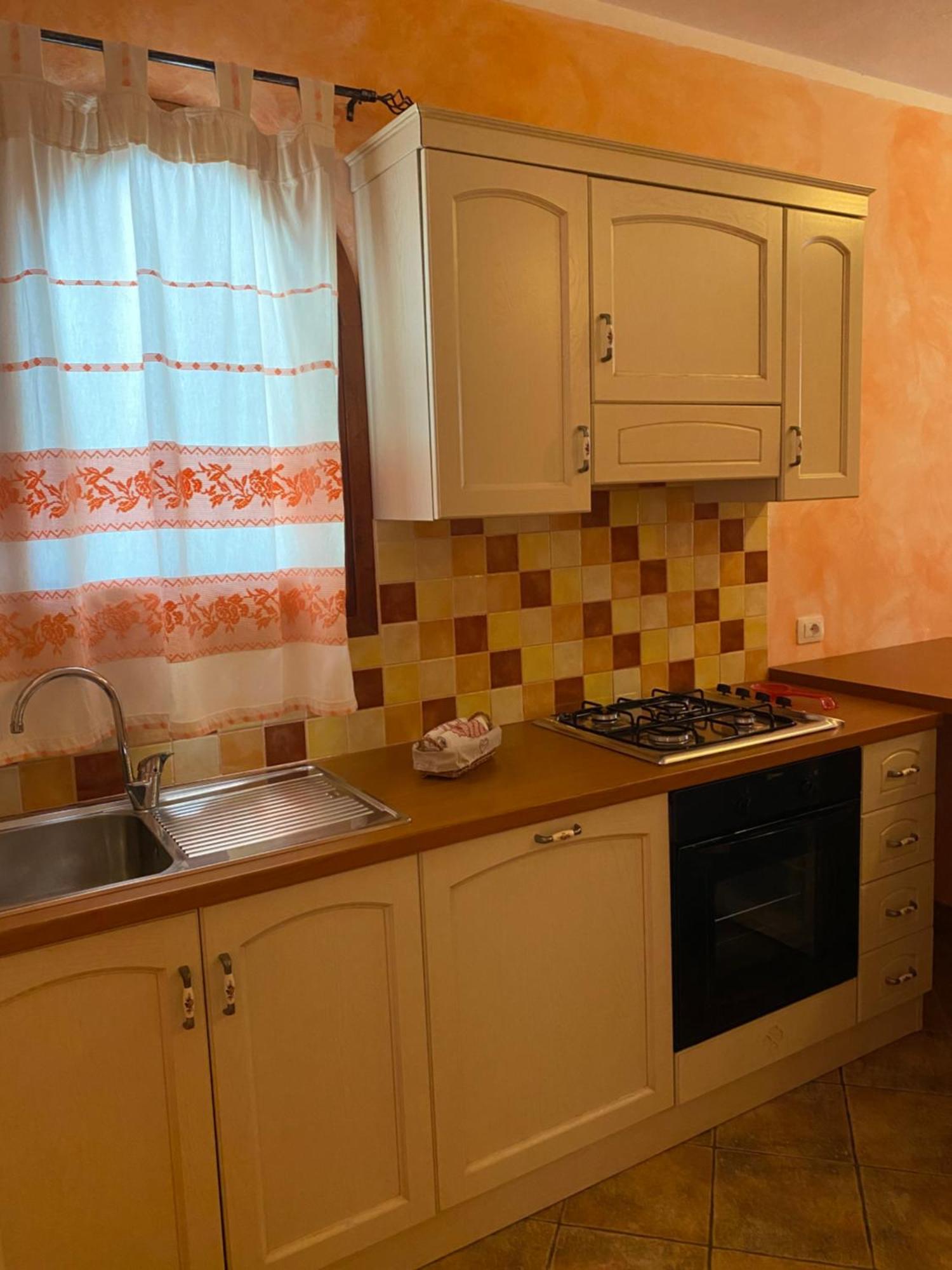 Case Vacanze Villa Rosita Сан-Теодоро Экстерьер фото