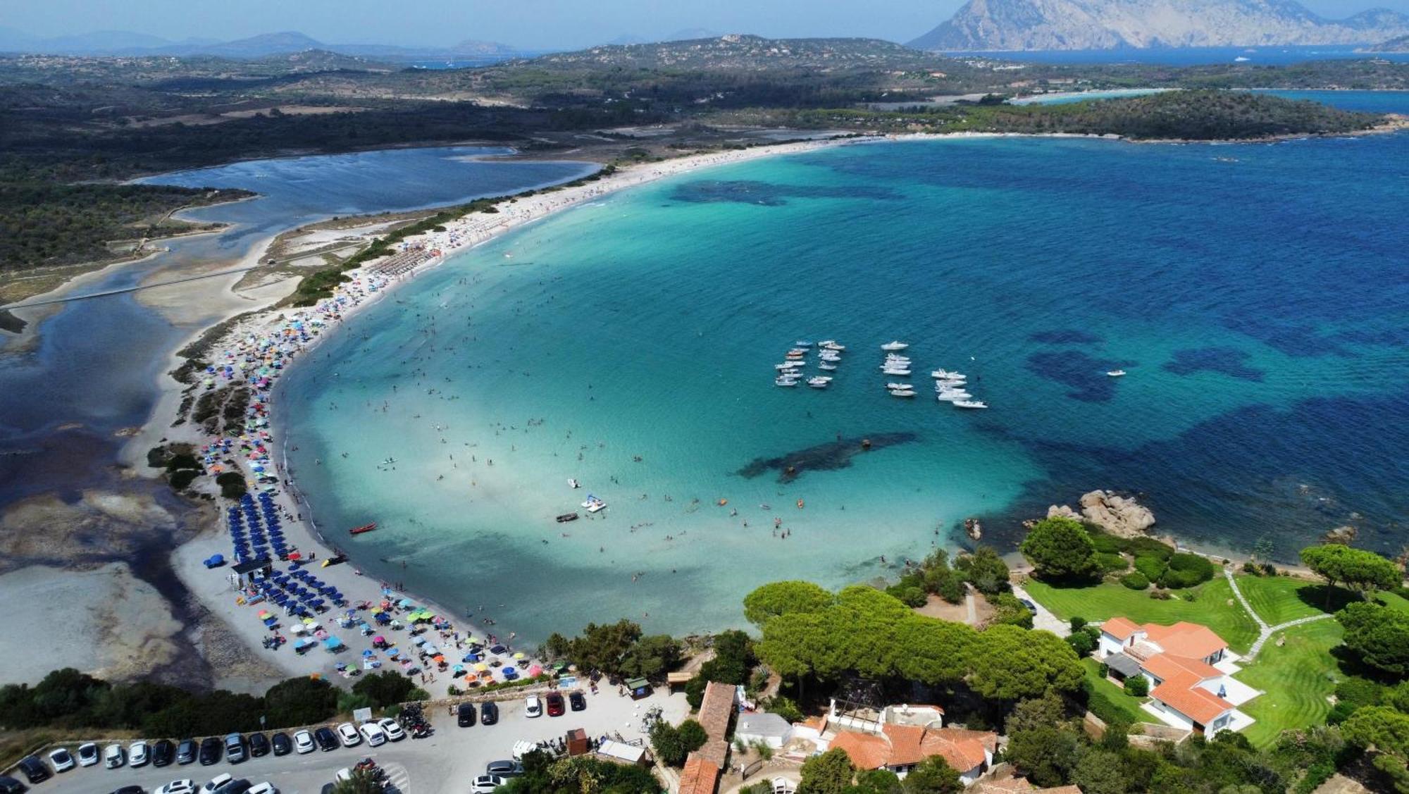 Case Vacanze Villa Rosita Сан-Теодоро Экстерьер фото
